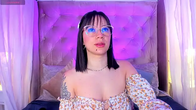 Annie Petters online show from 05-08-26, 12:31