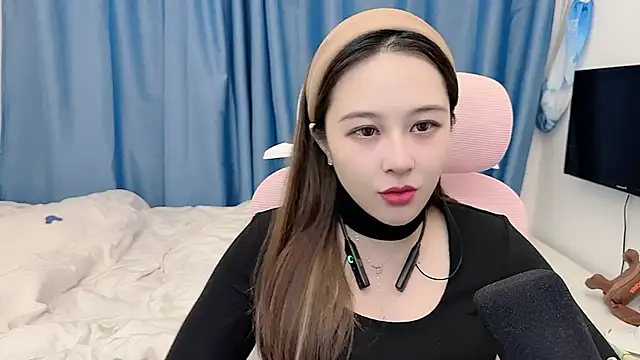 TTtia  online show from 12-14-25, 01:17