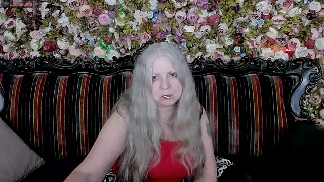 Snapshot of mariabelladonna chatting on 06-17-26, 09:03 mariabelladonna online show from 06-17-26, 09:03
