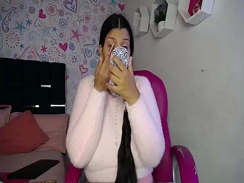 Snapshot of ISA_RIVAS chatting on 11-20-25, 12:28 ISA RIVAS online show from 11-20-25, 12:28