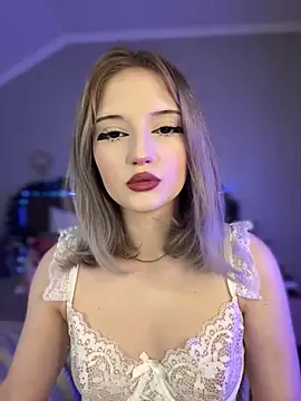 YunnaTyan online show from 12-14-25, 01:06