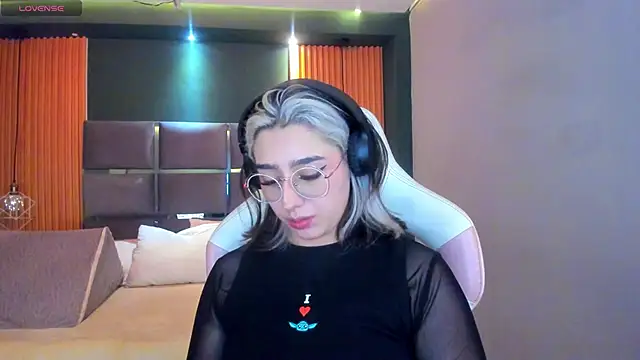 GabyRose9 online show from 05-06-26, 04:27