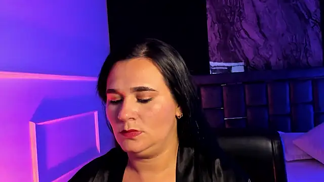 Sienarosewood online show from 12-18-25, 04:06