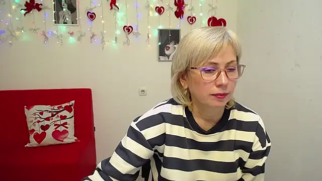 LaurenWishy online show from 02-05-26, 08:15