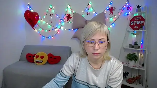 LaurenWishy online show from 02-09-26, 06:55