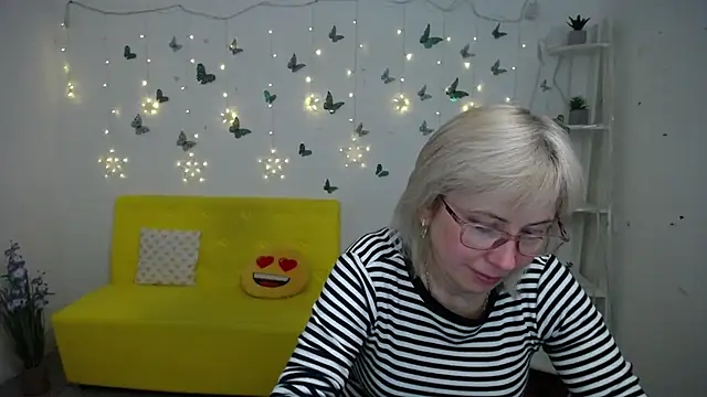 LaurenWishy online show from 02-21-26, 12:56