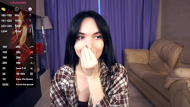 LorrieWilcinski online show from 11-25-25, 07:08