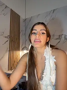 IsabelaStefano online show from 12-21-25, 03:30