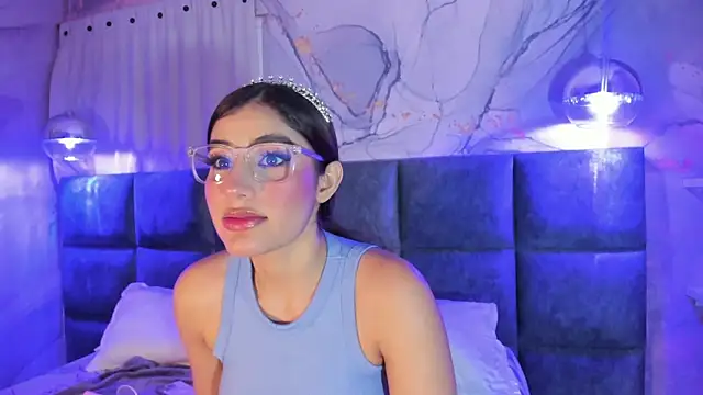 IsabelaStefano online show from 04-13-26, 03:10