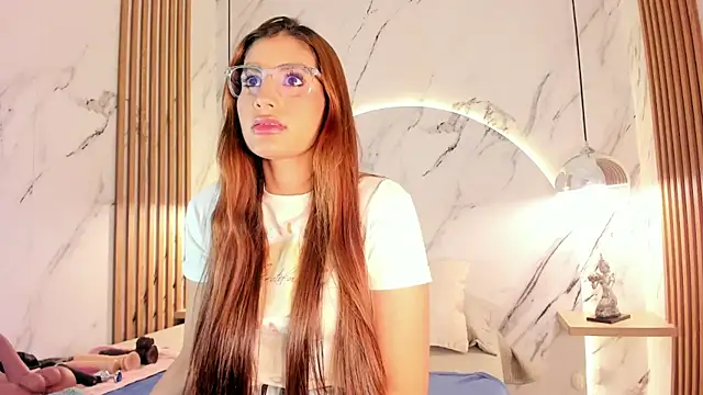 IsabelaStefano online show from 12-15-25, 03:23