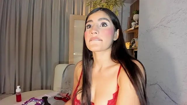 IsabelaStefano online show from 06-05-26, 03:33
