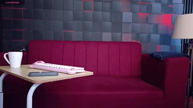 GracieCollins online show from 12-01-25, 01:23