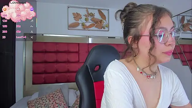 MarieTaylor  online show from 02-12-26, 12:21