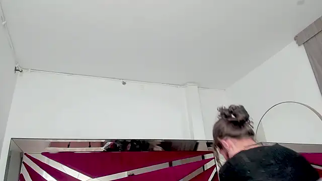 MarieTaylor  online show from 04-10-26, 12:06