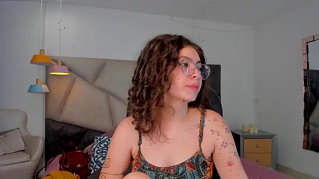 MarieTaylor  online show from 03-02-26, 06:04