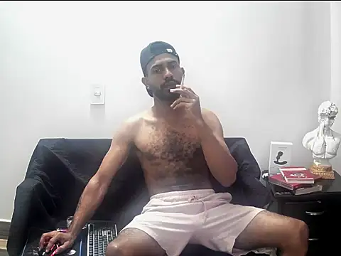 alberthot11 online show from 01-07-26, 05:51