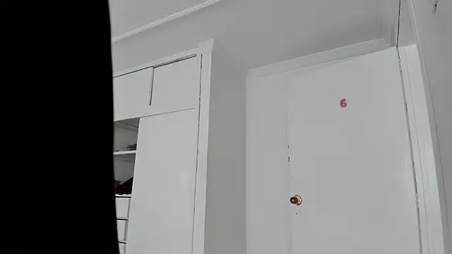 Alaska deluxe online show from 03-12-26, 09:41