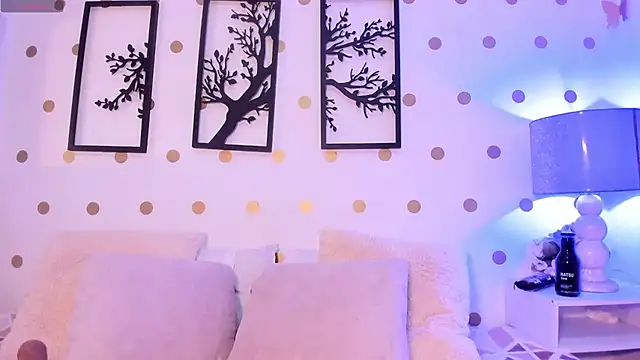 Violeth 00 online show from 02-04-26, 07:09