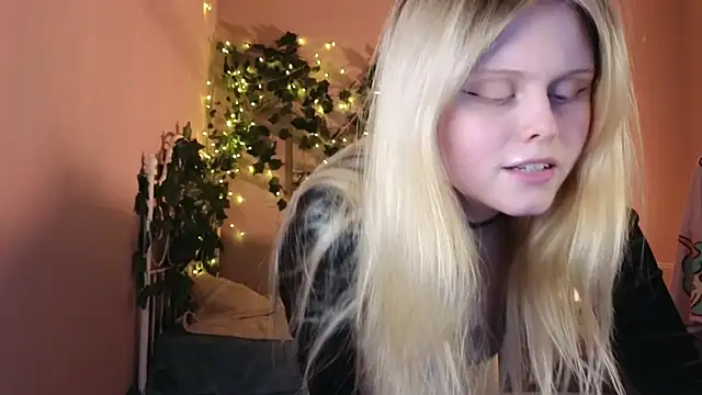 AnoraAmore online show from 04-06-26, 09:16