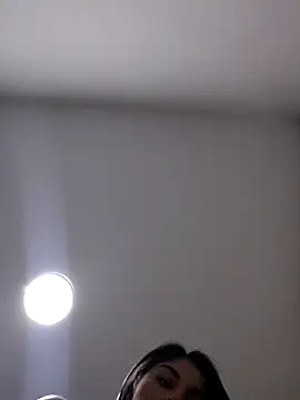 Laia torres1 online show from 11-22-25, 10:03