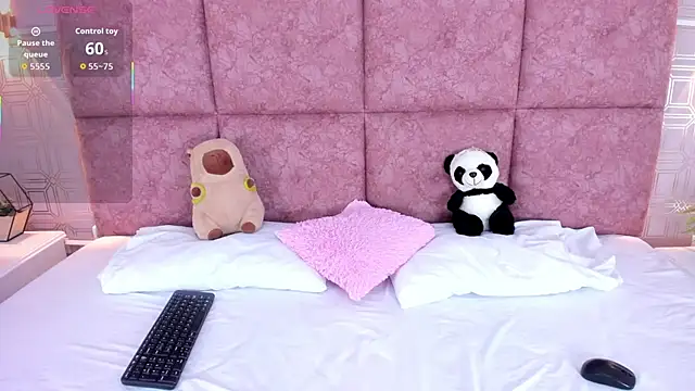 NathalieRoss1 online show from 02-18-26, 06:00