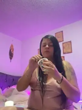 Snapshot of catbunnymmm chatting on 02-13-26, 12:21 catbunnymmm online show from 02-13-26, 12:21