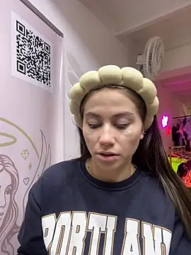 MiaWhiteBunny online show from 06-26-26, 06:03