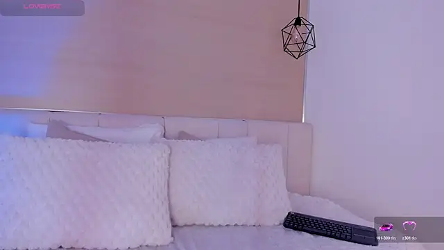 cleo johnson online show from 11-29-25, 09:26