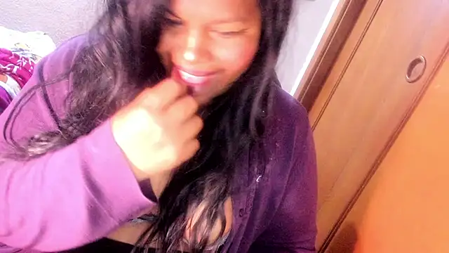 ebonycamelia online show from 06-04-26, 08:57