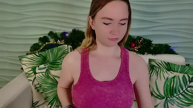 Snapshot of BigTitsLady- chatting on 01-09-26, 10:28 BigTitsLady- online show from 01-09-26, 10:28