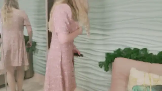 Snapshot of BigTitsLady- chatting on 12-03-25, 10:42 BigTitsLady- online show from 12-03-25, 10:42