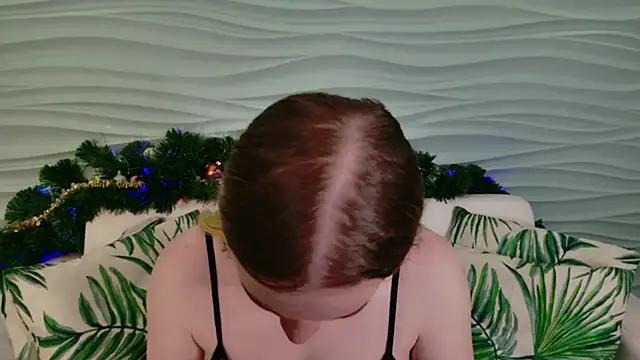 Snapshot of BigTitsLady- chatting on 01-12-26, 10:14 BigTitsLady- online show from 01-12-26, 10:14