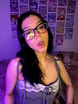 Valen-Foxx1 online show from 11-30-25, 06:36