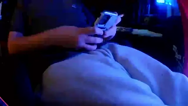 Bowerboi online show from 12-19-25, 01:20