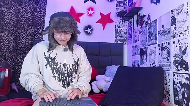 Apolo Ushi online show from 11-26-25, 01:11