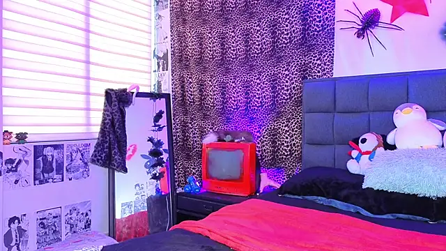 Snapshot of Apolo_Ushi chatting on 11-20-25, 07:25 Apolo Ushi online show from 11-20-25, 07:25