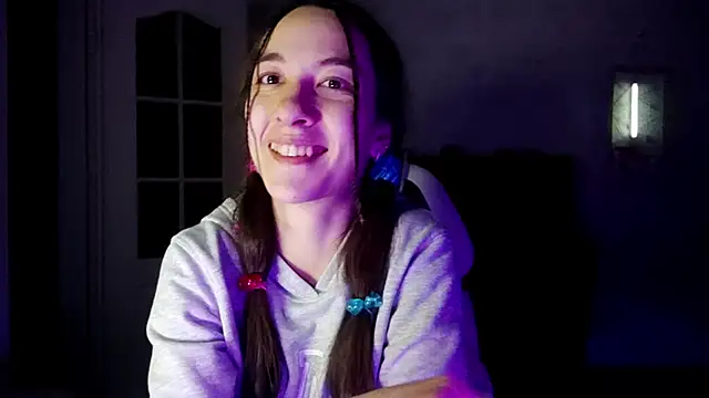 Snapshot of NildaGerrero chatting on 11-20-25, 07:36 NildaGerrero online show from 11-20-25, 07:36