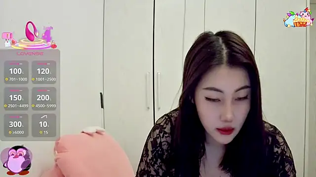 XIAOFENG-2025 online show from 12-03-25, 12:23