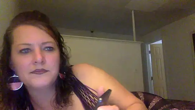 whitecream88 online show from 11-27-25, 03:40