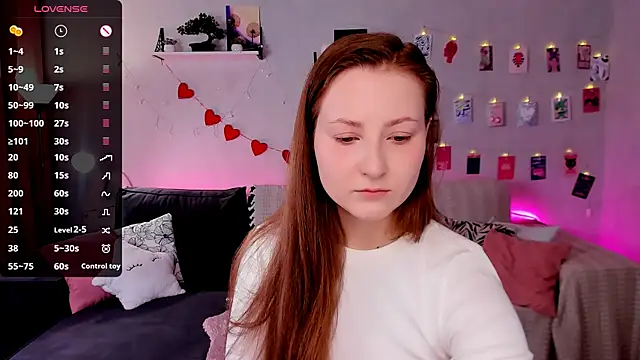 velvet cherry  online show from 02-07-26, 08:55