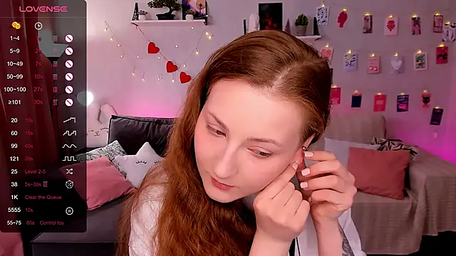 velvet cherry  online show from 03-15-26, 08:54