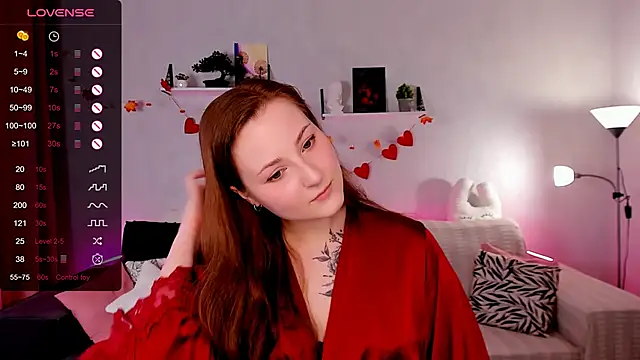 velvet cherry  online show from 11-29-25, 08:58