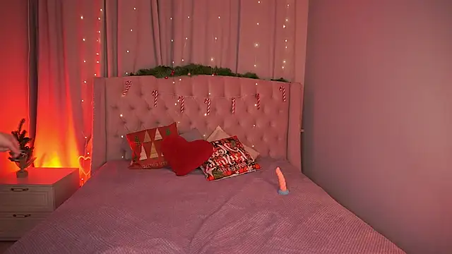 AnnetteLane online show from 01-14-26, 05:00