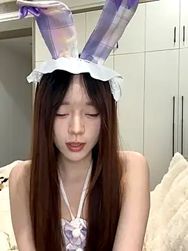 Lgirl-520 online show from 12-19-25, 03:36