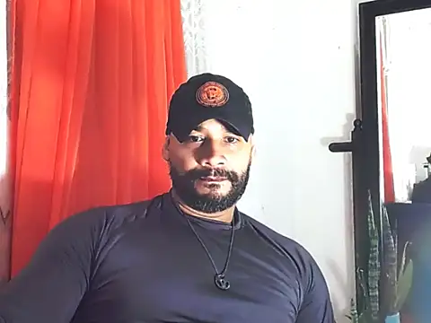musclehetero online show from 06-02-26, 06:24