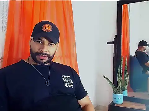 musclehetero online show from 06-01-26, 06:18