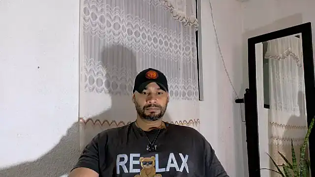 Snapshot of musclehetero chatting on 07-19-26, 12:24 musclehetero online show from 07-19-26, 12:24
