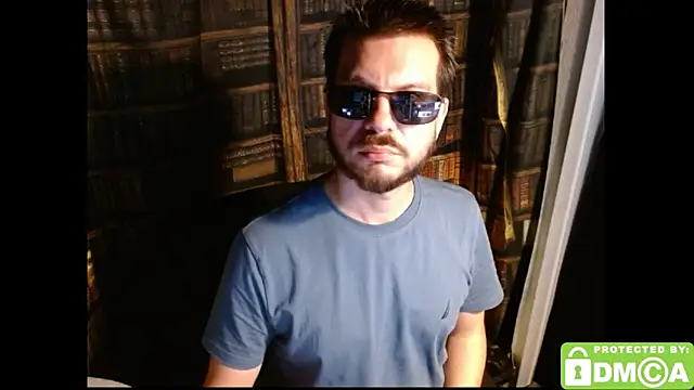 Snapshot of justshutupandwatch chatting on 11-23-25, 04:55 justshutupandwatch online show from 11-23-25, 04:55