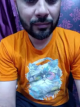 Cute Lucky online show from 01-18-26, 11:46