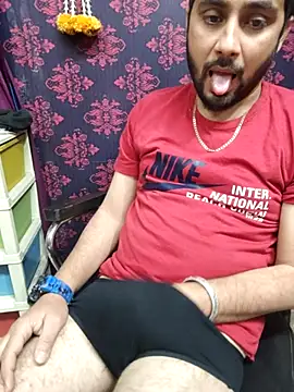 Cute Lucky online show from 12-19-25, 12:07